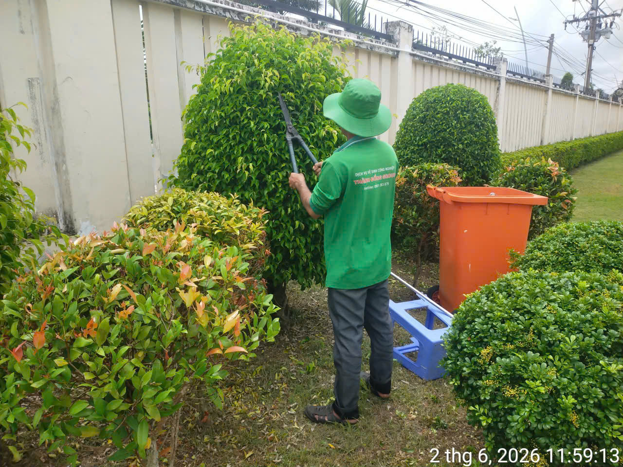 Vệ sinh máy móc bên ngoài – Thành Đồng Group Cần Thơ